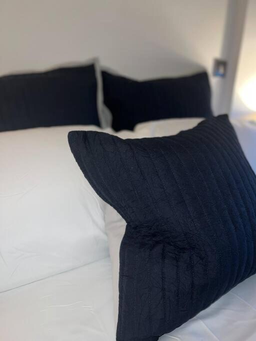 Leeds Clarence Dock 2 Bedroom Apt Екстериор снимка