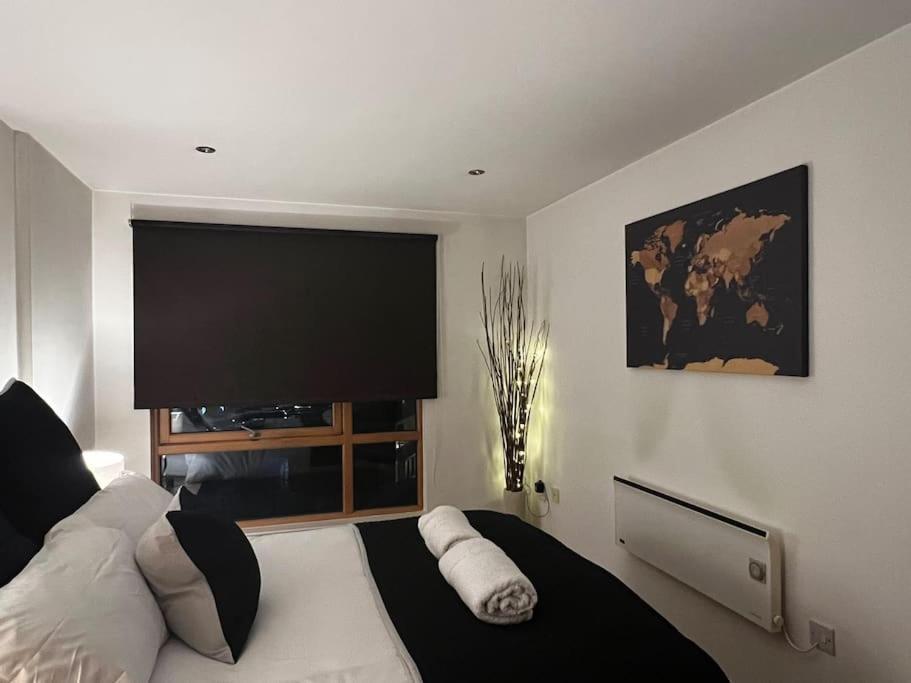 Leeds Clarence Dock 2 Bedroom Apt Екстериор снимка